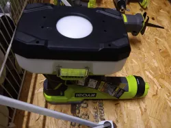 Ryobi electrostatic sprayer mount