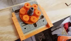 "Six Shooter" Drill Guide Version 2 + Adjustable Fence (includes STEP files) 
