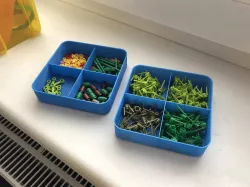 Stackable tray for lego
