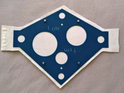 Template for cuttnig soft fabric