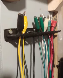 Test lead hanger