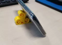 Triskel phone stand - Support de téléphone