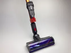 Tube mount for Dyson vacuum accessories