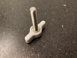 Wings for a 5mm Allen bolt.
