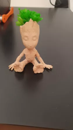 Baby groot pot