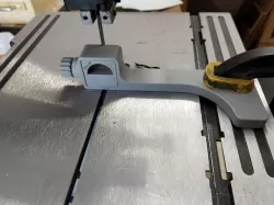 Band saw jig to cut EVA foam dowels