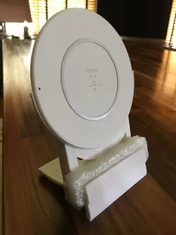 Belkin Wireless charger stand for iphone Xs/X Max