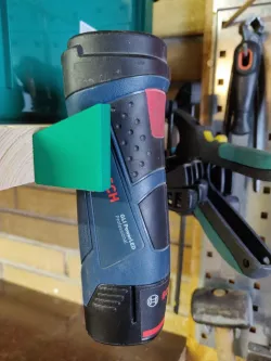 BOSCH GLI 12v holder