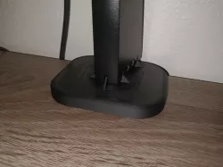 Compact screen foot for Philips computer screen