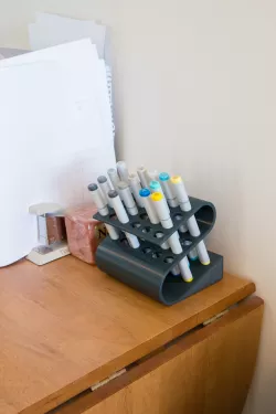 Copic sketch stand