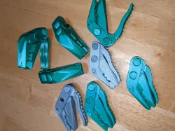 Dino-Clip with printed snap-together axles - REMIX