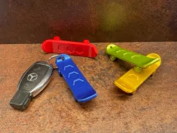 Fingerboard keychain + Fingerboard