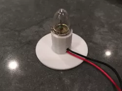 Flashlight light bulb base (incandescent)