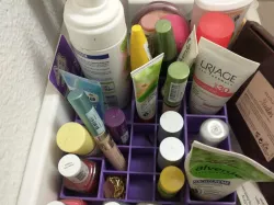 Makeup organizer