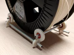 Minimalist 2.3 kg filament spoolholder and filament guide
