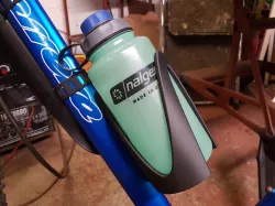 Nalgene 32oz Water Bottle Bike Holder