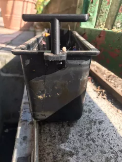 Siphon hook