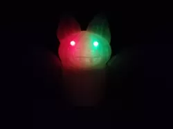 Svítící netopýří kryt na tažné zařízení, Illuminated bat cover on the tow hitch.