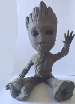 Waving Groot