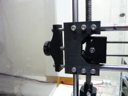 X/Y/Z upgrade kit for acrylic Prusa i3 clones (based on TR8 leadscrews) - No more zip ties!