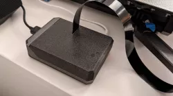 Argon NEO Top with Raspberry Pi Camera Ribbon Cable Slot