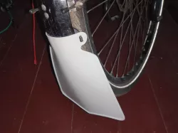 Bicycle splash guard