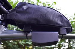 Bicycle Top tube bag magnetic clip