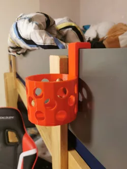 Bunk bed cup holder
