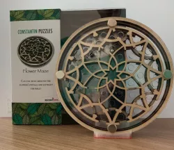 Display Stand for puzzle: Flower Maze by Constantin Puzzles