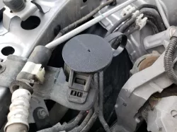 Mazda 3 Windshield Wiper Fluid Reservoir Cap