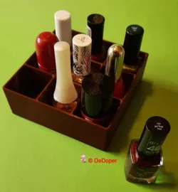 Nail polish tray with 9 compartments
