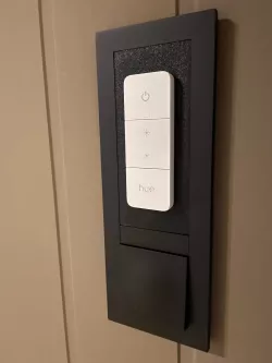 Philips Hue Dimmer V2 Elko Plus mount