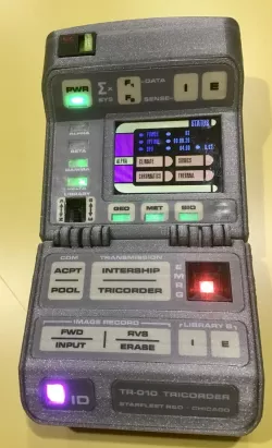 Star Trek Next Generation Tricorder - TR-580 v1 (arduino)