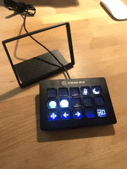Stream Desk stand