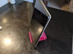 Tablet Stand - Simple Design