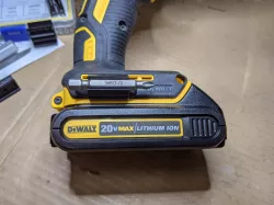1/4" hex bit holder for a DeWalt drill