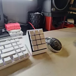 11-Key Macro Pad w/Large Button - Seeduino XIAO based