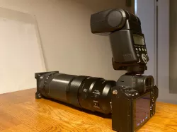 Analog film scan device for (D)SLR