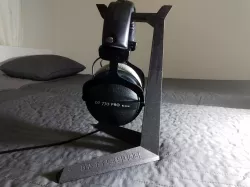 BattleSTAR - The first and last 'GAMING' headset stand you'll ever need!