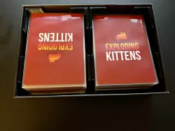 Card Holder/Insert for Exploding Kittens