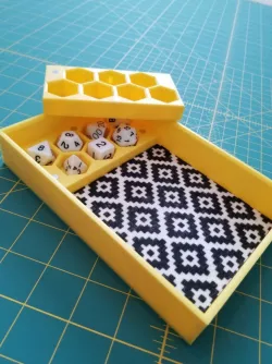 Dice Holder and Dice Tray