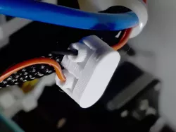 Fan cable connector