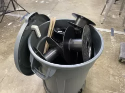 Garbage Can Lid Hook