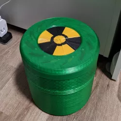 Iris Nuclear Containment Canister