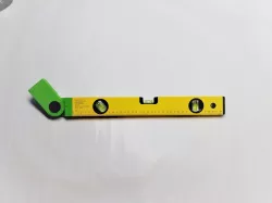 Level tool with protractor