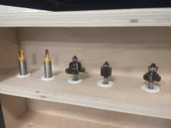 Router bit holder