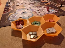 Simple token tray