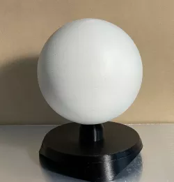 Spherical targets for laser scanning