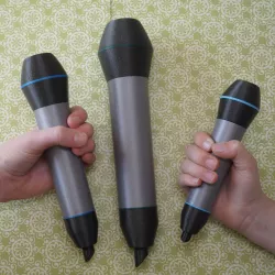 Twist-and-lock microphone toy / prop