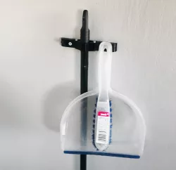 Wall tool holder